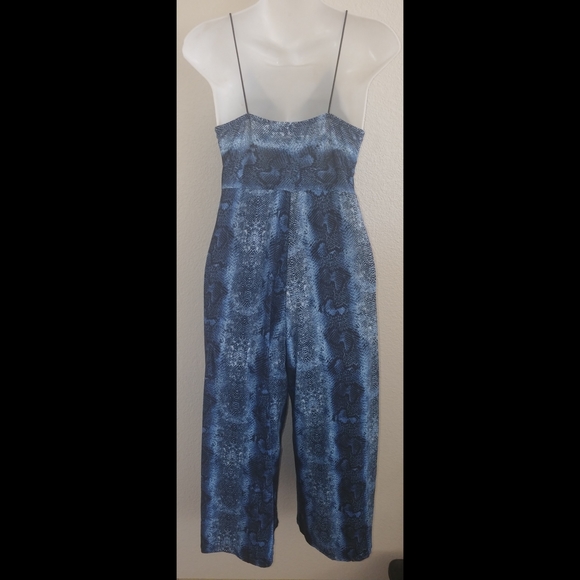 Polly & Esther blue snakeskin wide leg jumpsuit - Picture 2 of 6